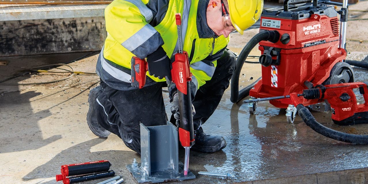 Ankerstangen in Beton setzen